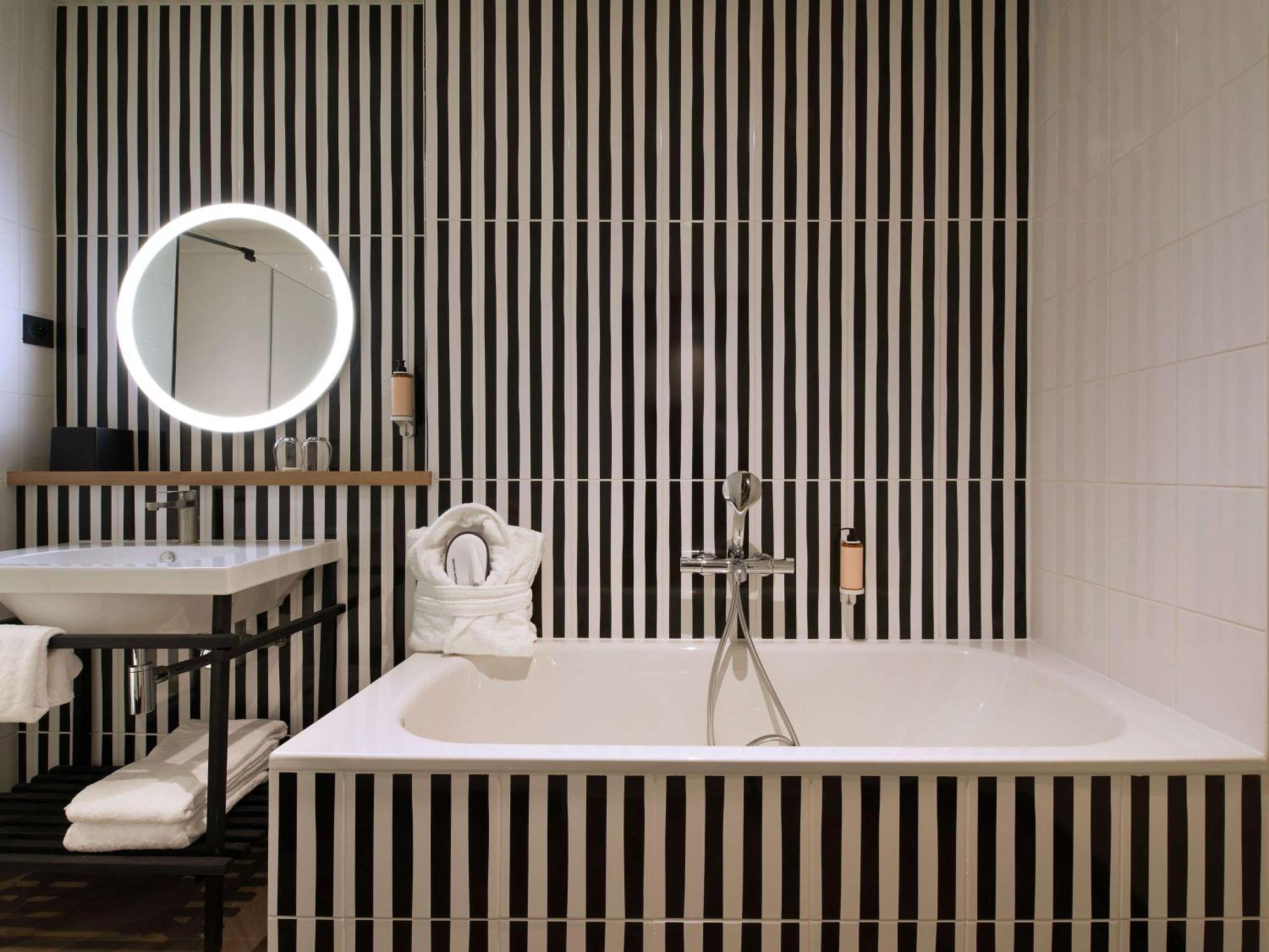Mercure Grand Hotel Metz Centre Cathedrale Екстер'єр фото
