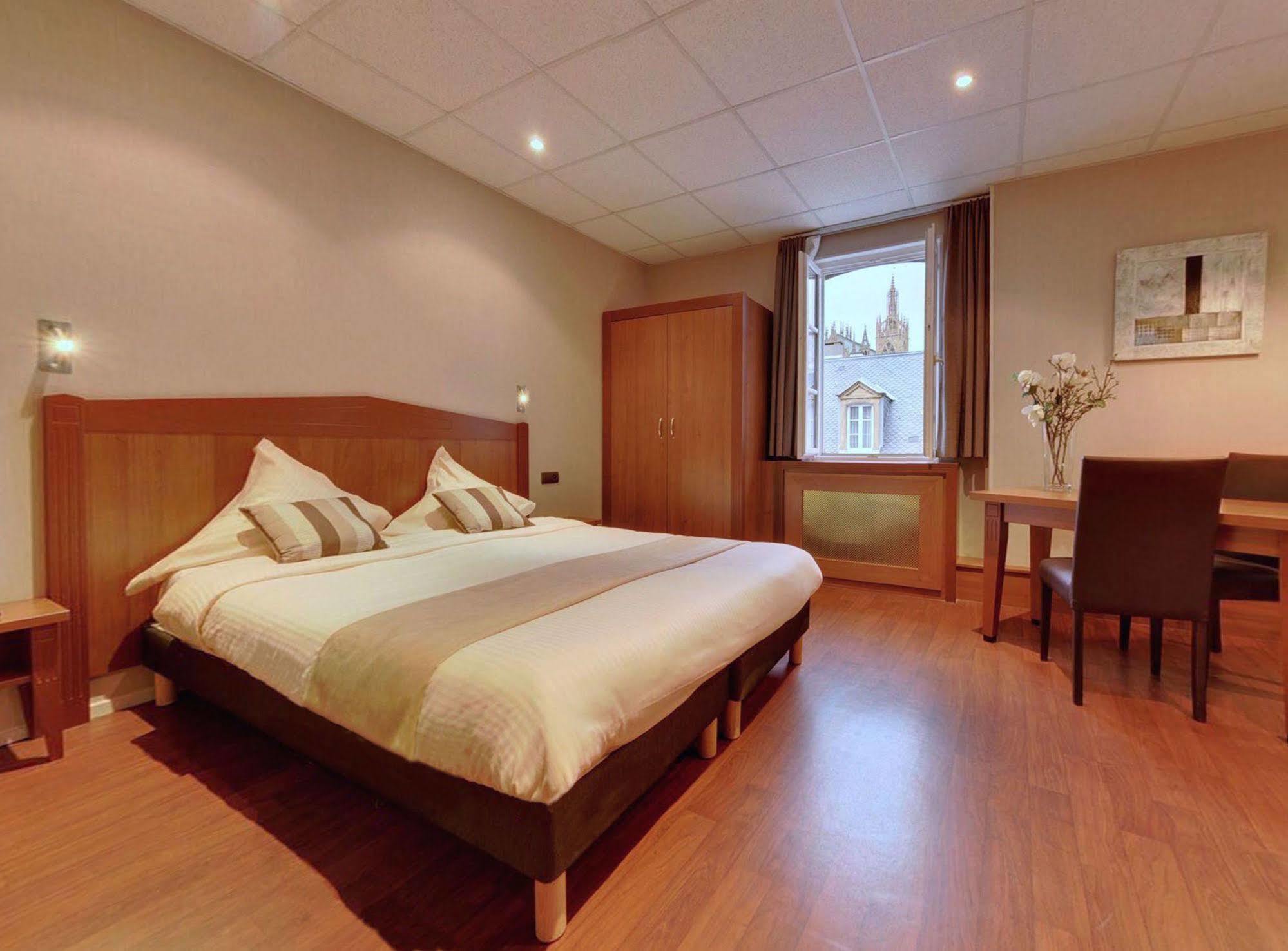 Mercure Grand Hotel Metz Centre Cathedrale Екстер'єр фото